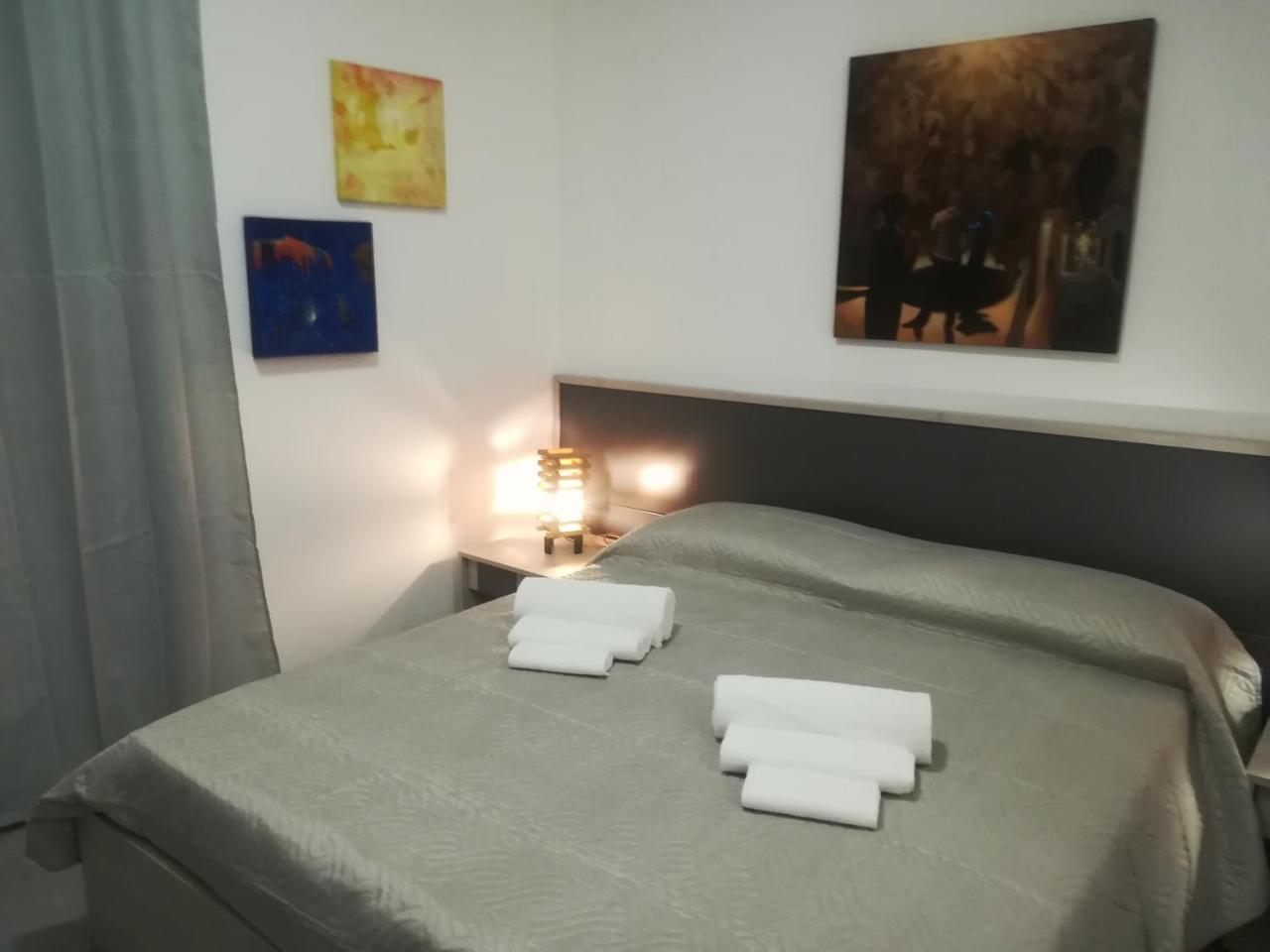 Dimora Dell'Artista 2 Bed & Breakfast Lecce Exterior photo